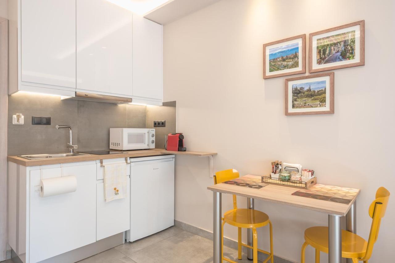 아테네 ✰Bright, Renovated, Spacious And Cosy Studio✰ 아파트 외부 사진