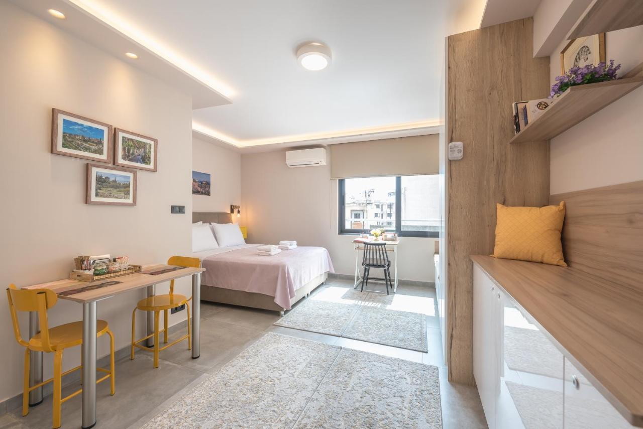 ✰Bright, Renovated, Spacious And Cosy Studio✰ 아테네 외부 사진