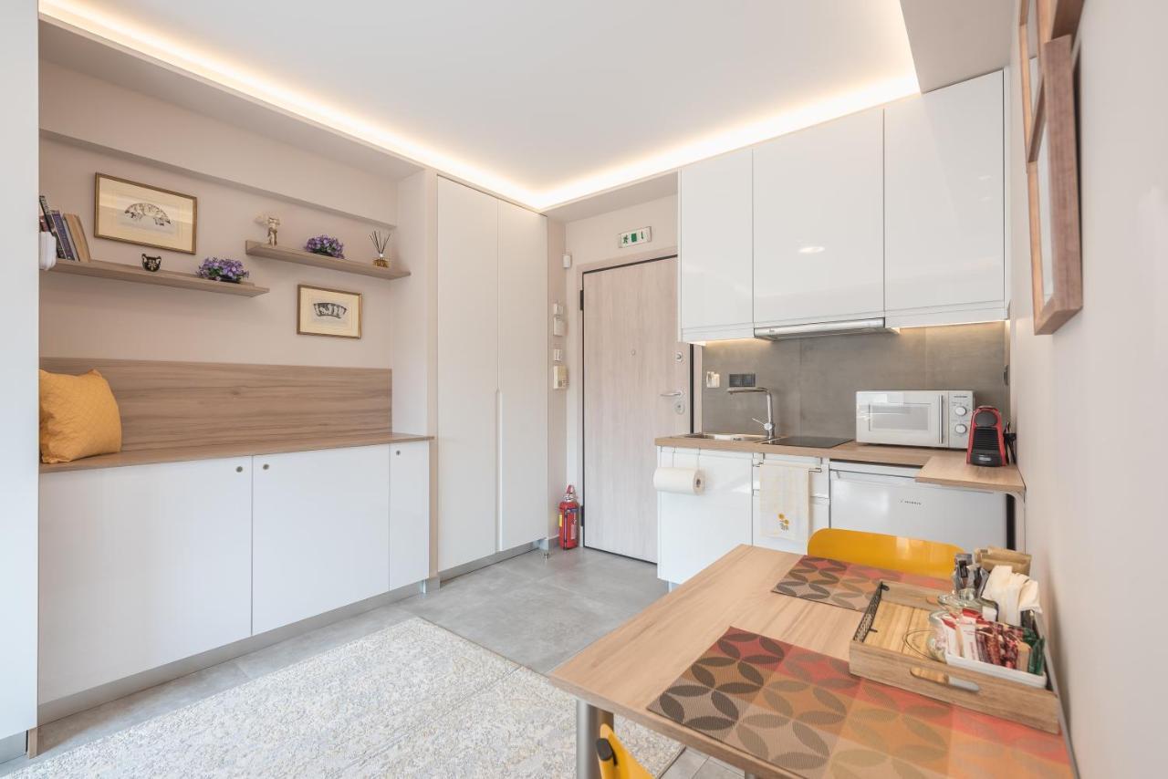 ✰Bright, Renovated, Spacious And Cosy Studio✰ 아테네 외부 사진